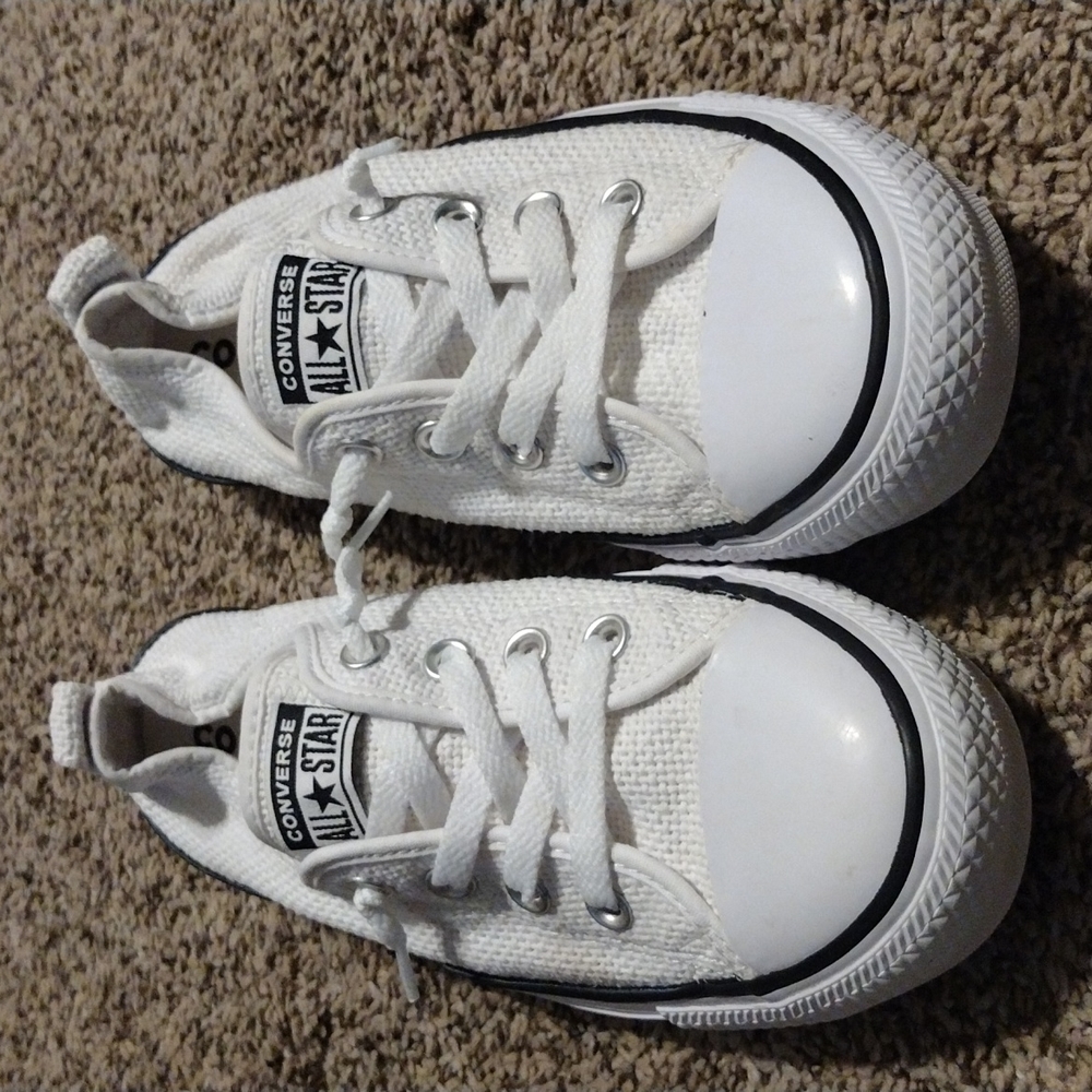 Converse All Star white woven shoreline elastic back sneaker. Women's size 9